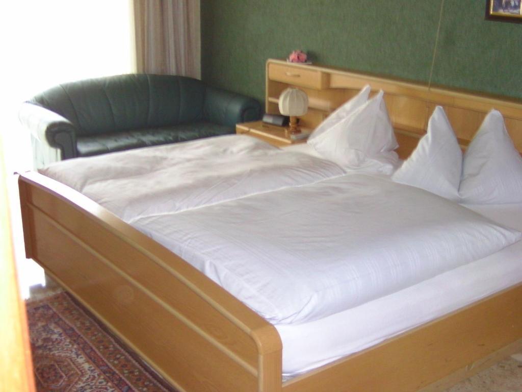 Hotel Zur Guten Quelle Selters  الغرفة الصورة
